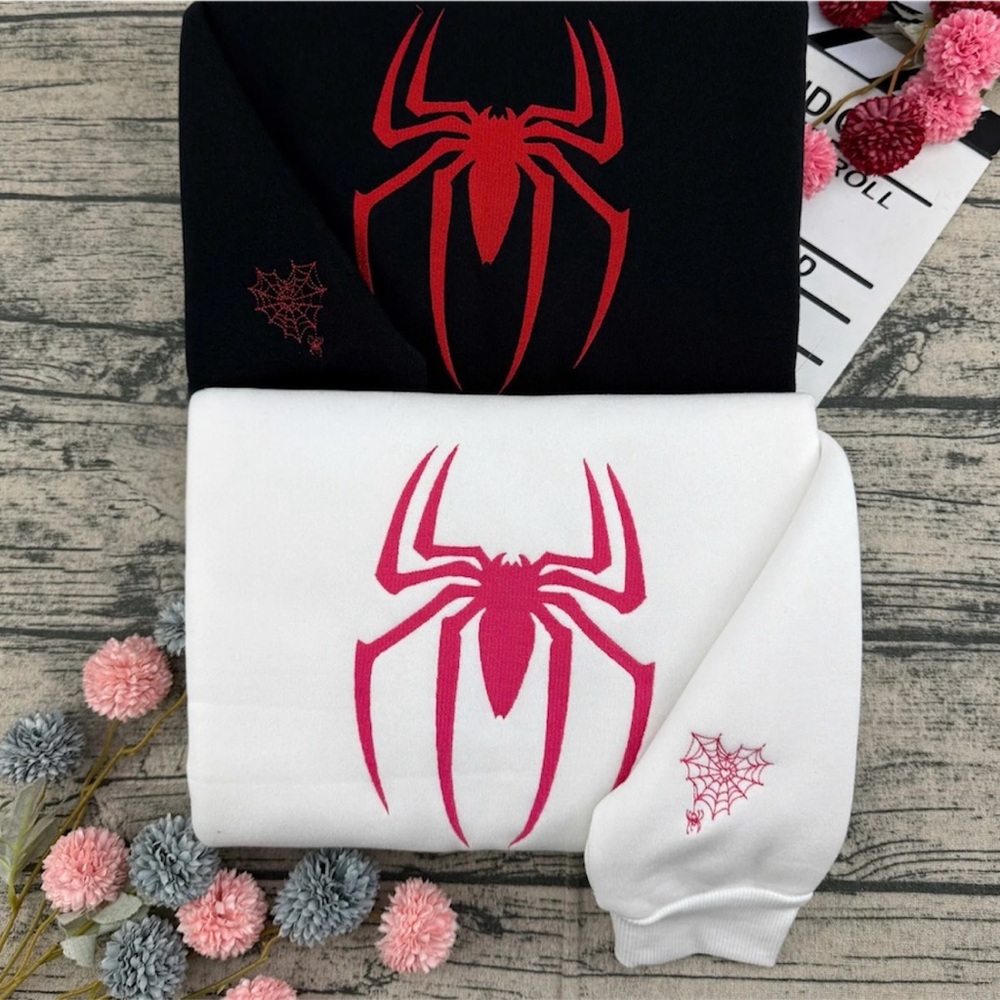 Black and White Spider Graphic Sweatshirts